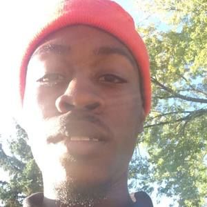 Meet your Posher, Dontay